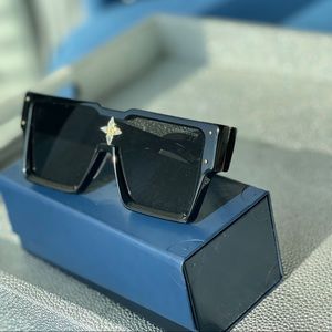LV CYCLONE SUNGLASSES